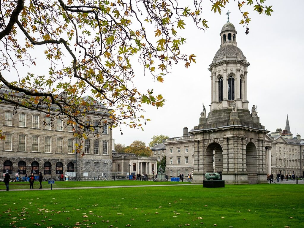 Trinity College Dublin (TCD)
