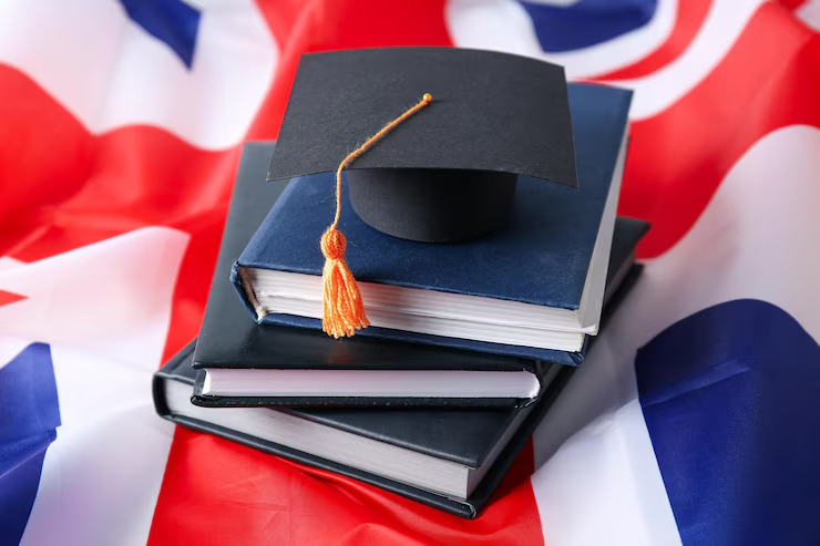 Dual Degree Courses in the UK: Universities, Benefits & Admission