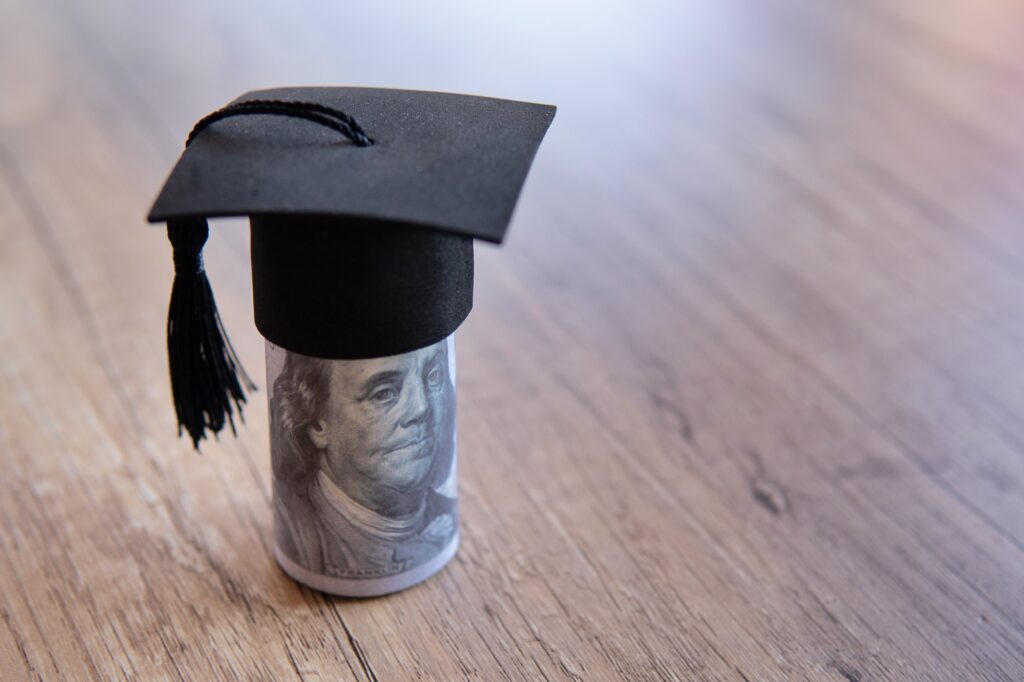 GradRight Exclusive Loan Offers: Your Dream Study Abroad Loans